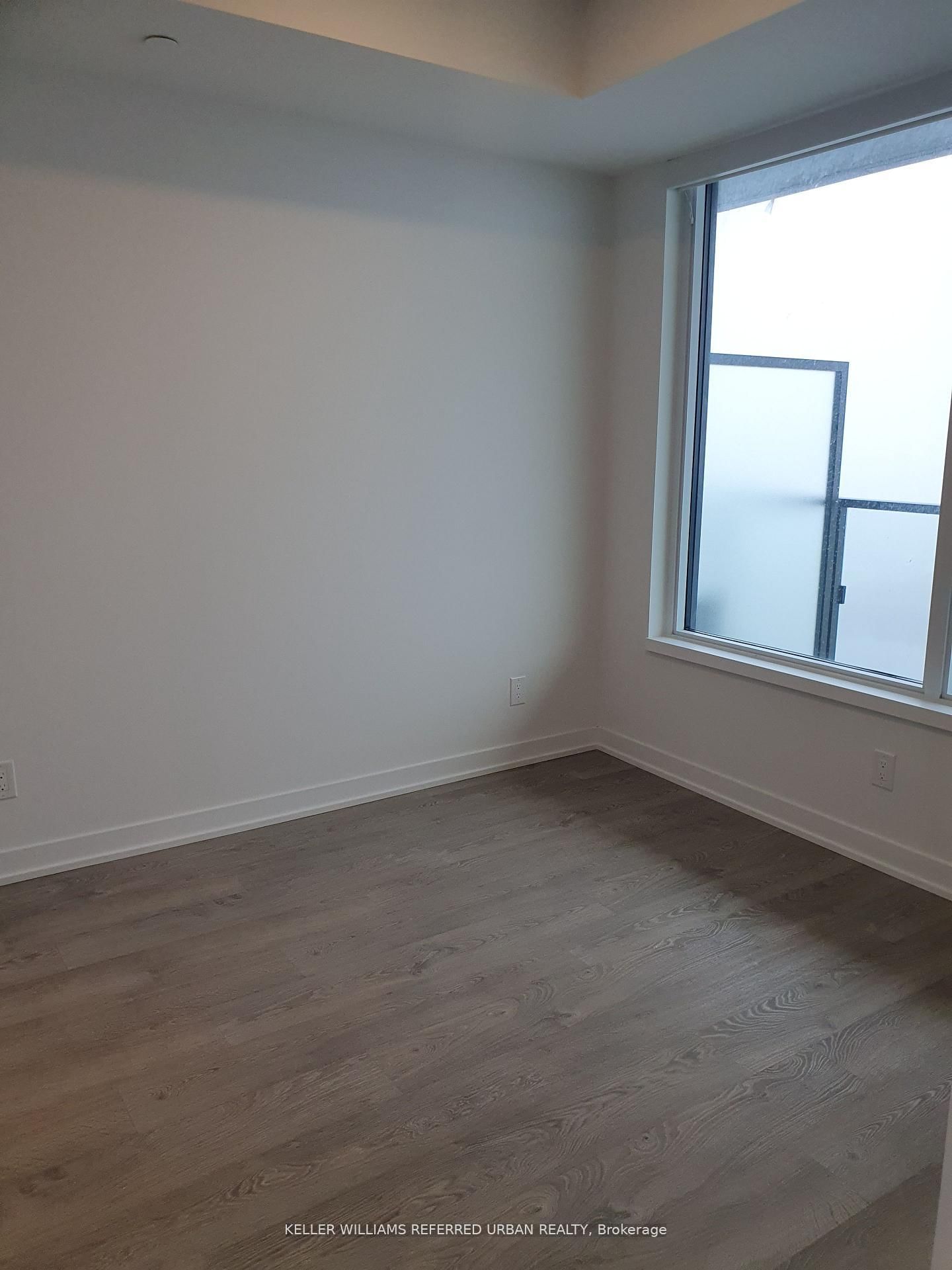 1926 Lakeshore Boulevard W, Unit 3905 - Photo 3