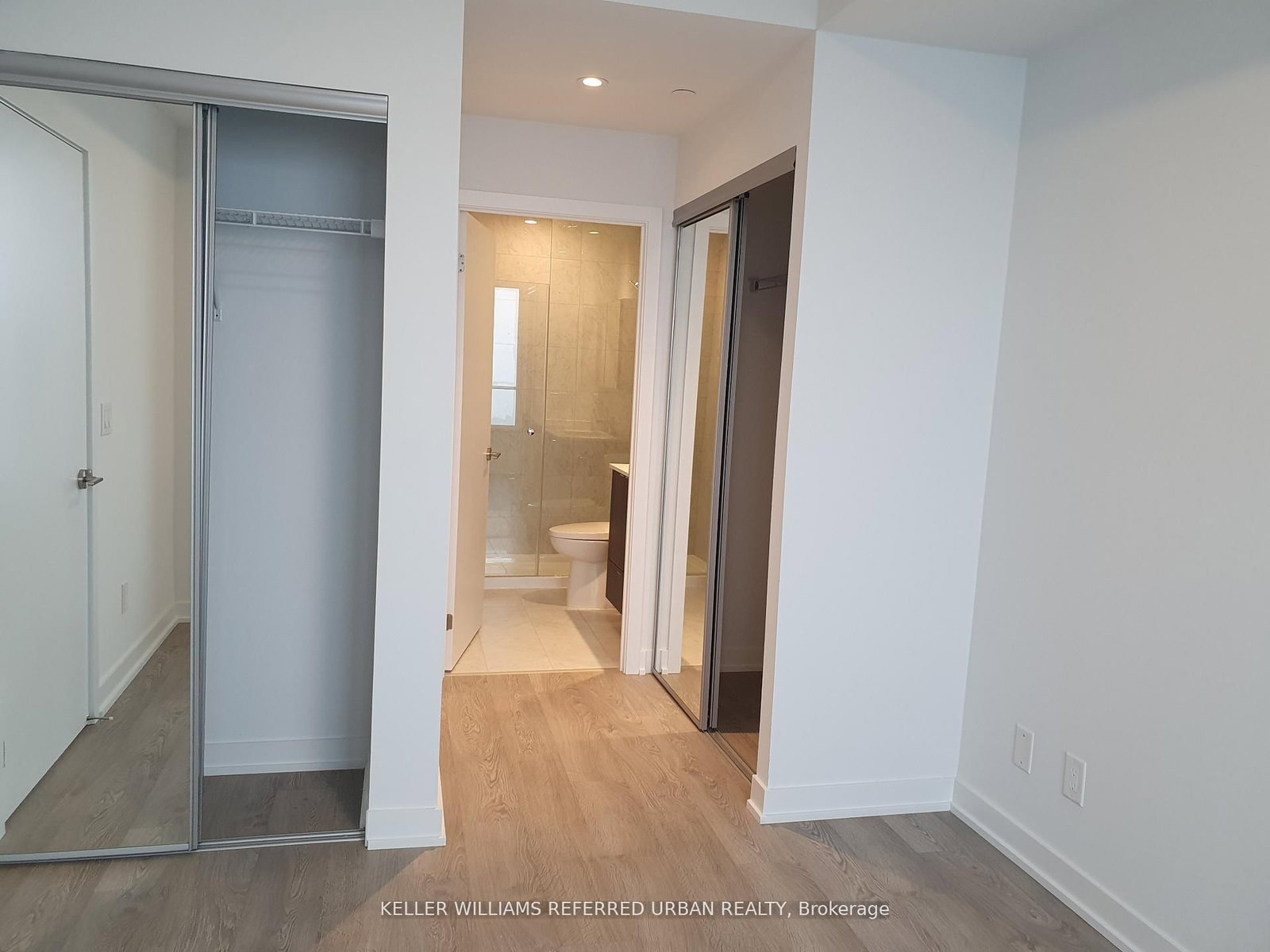 1926 Lakeshore Boulevard W, Unit 3905 - Photo 4