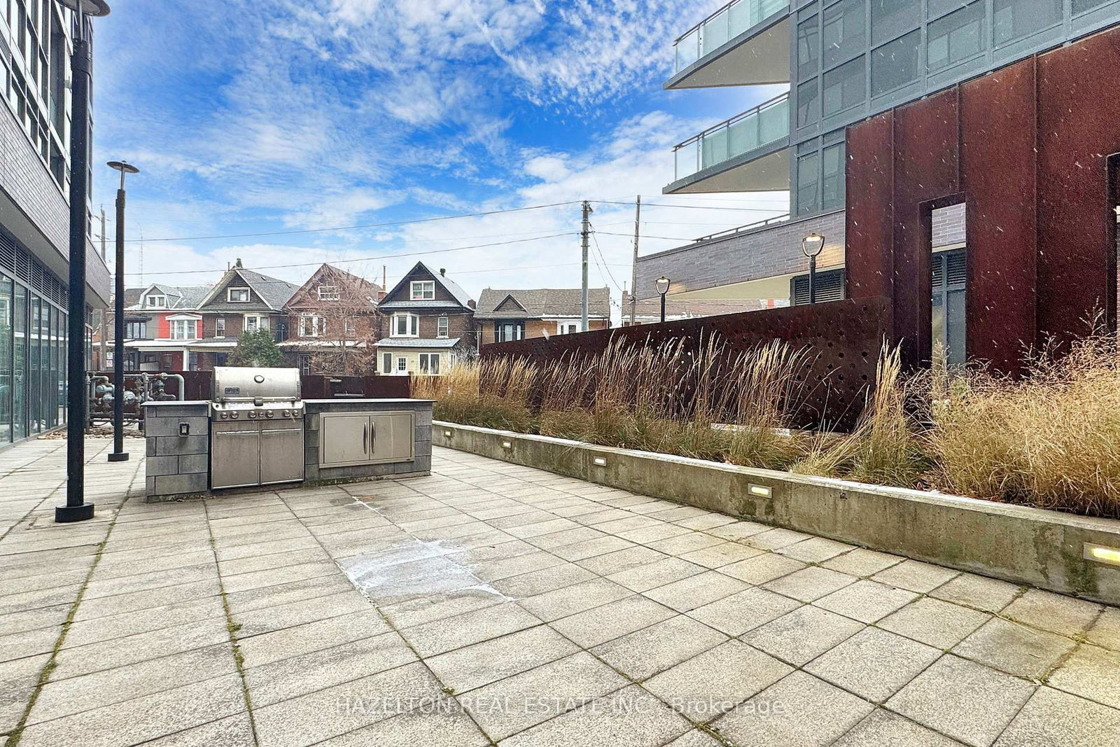 38 Howard Park Avenue, Unit 421 - Photo 36