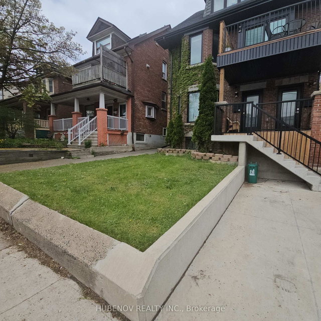 1535 Dufferin Street
