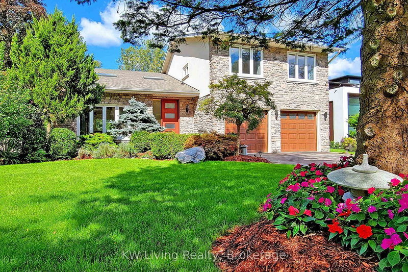 1280 Watersedge Rd, Mississauga, L5J 1A1 | Image 2