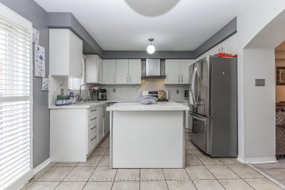 359 Edenbrook Hill Brampton,ON L7A 2N4 — Photo 10