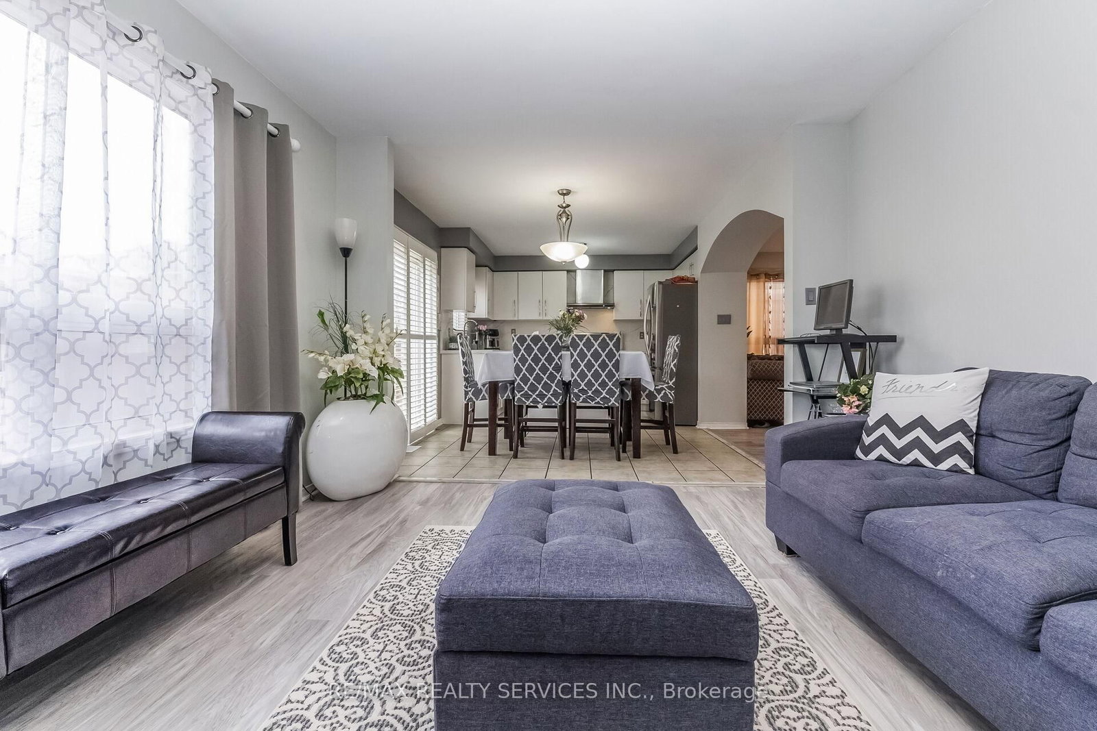 359 Edenbrook Hill Brampton,ON L7A 2N4 — Photo 14