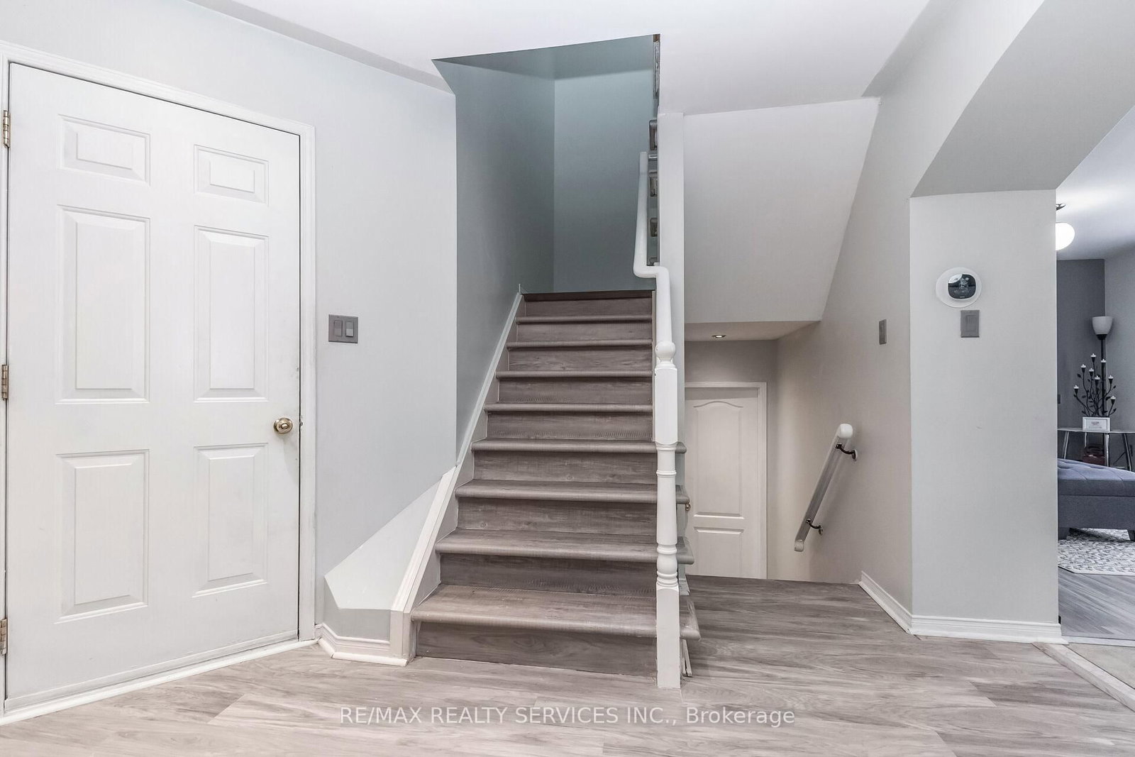 359 Edenbrook Hill Brampton,ON L7A 2N4 — Photo 16