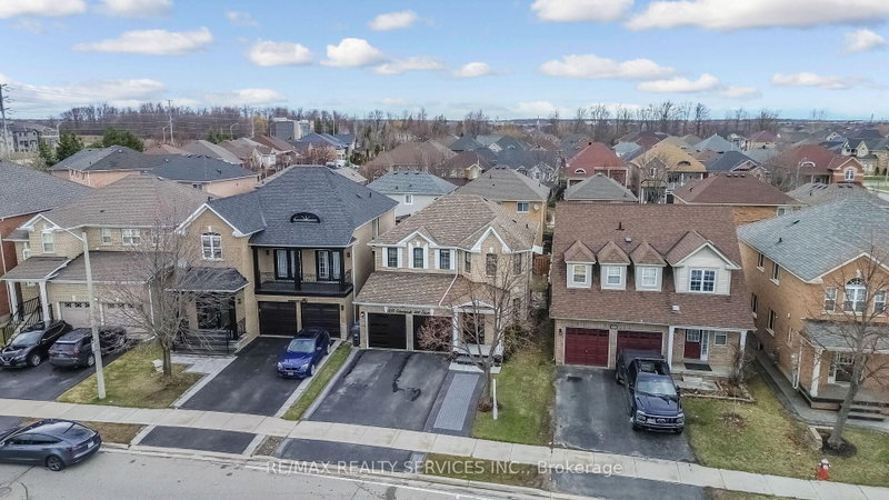 359 Edenbrook Hill Brampton,ON L7A 2N4 — Photo 36
