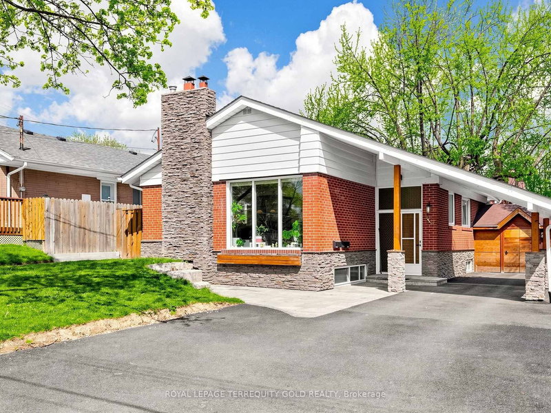 Lower - 14 Hedges Blvd, Toronto, M9B 3C2 | Image 2