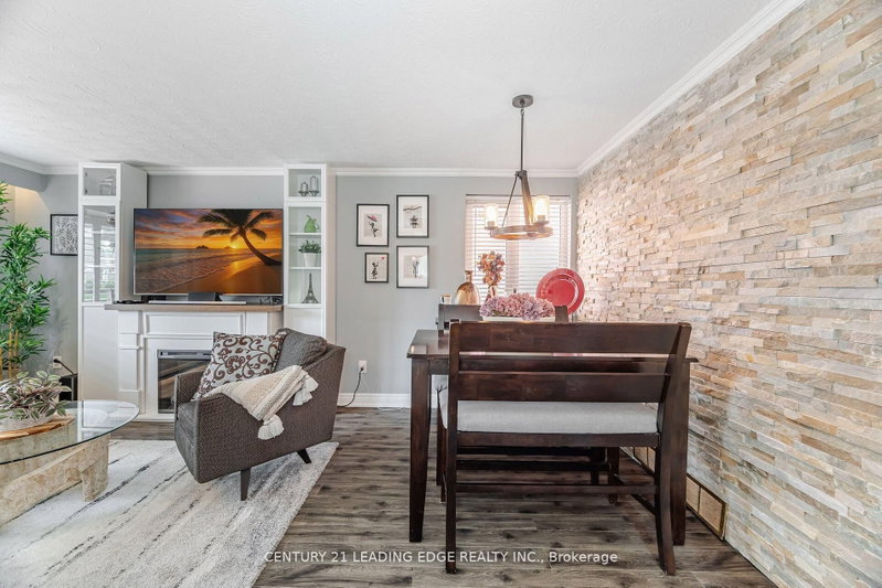 586 Curzon Mississauga,ON L5G 1P9 — Photo 14