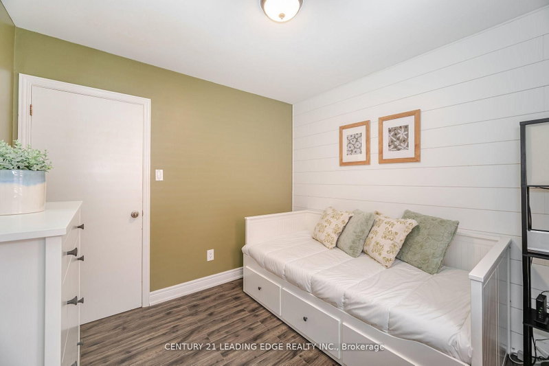 586 Curzon Mississauga,ON L5G 1P9 — Photo 24