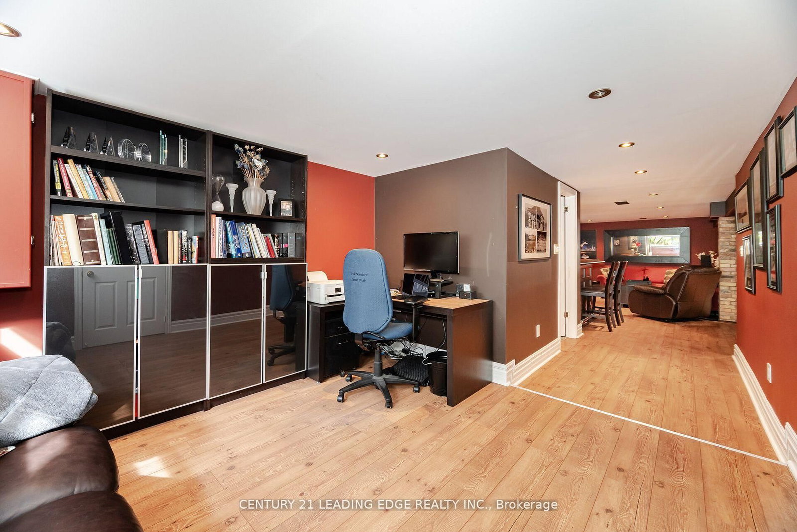 586 Curzon Avenue • Mississauga, ON photo 29
