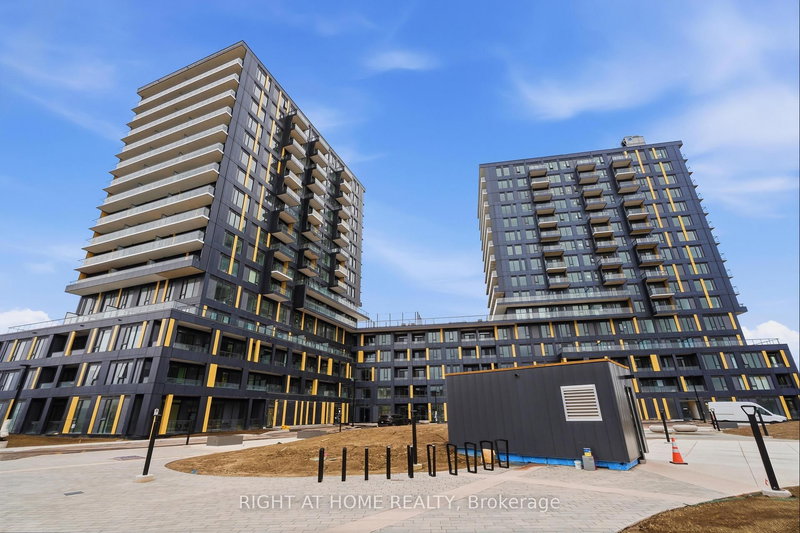 home for lease on D1108-4878 Powers Common