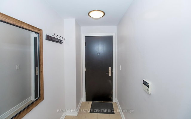 1209 - 80 Absolute Avenue