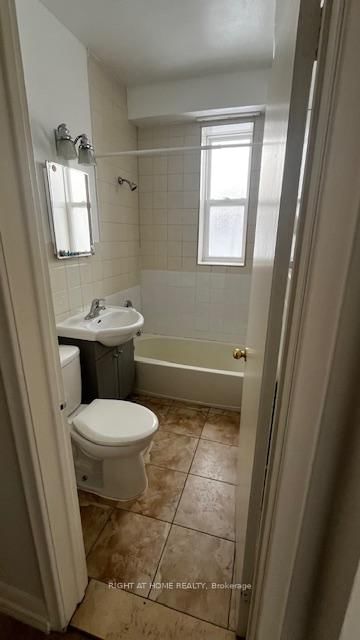 1 - 1 Wandle Ave, Toronto, M3M 2L1 | Image 2