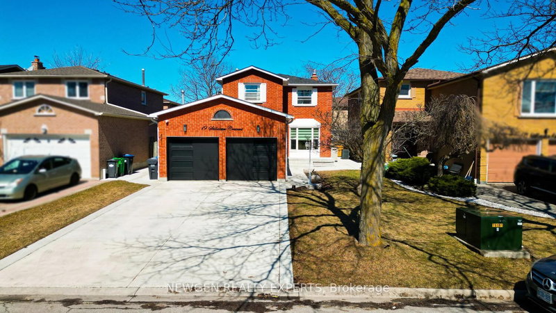 19 Stillwater Cres, Brampton, Ontario