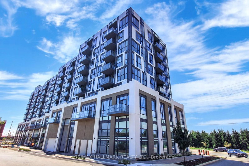 home for lease on 806-509 Dundas Street W