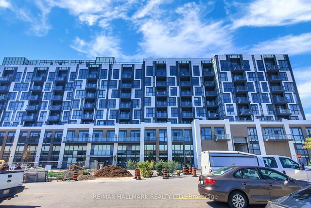 806 - 509 Dundas Street W