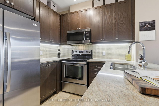 205 - 1135 Royal York Road