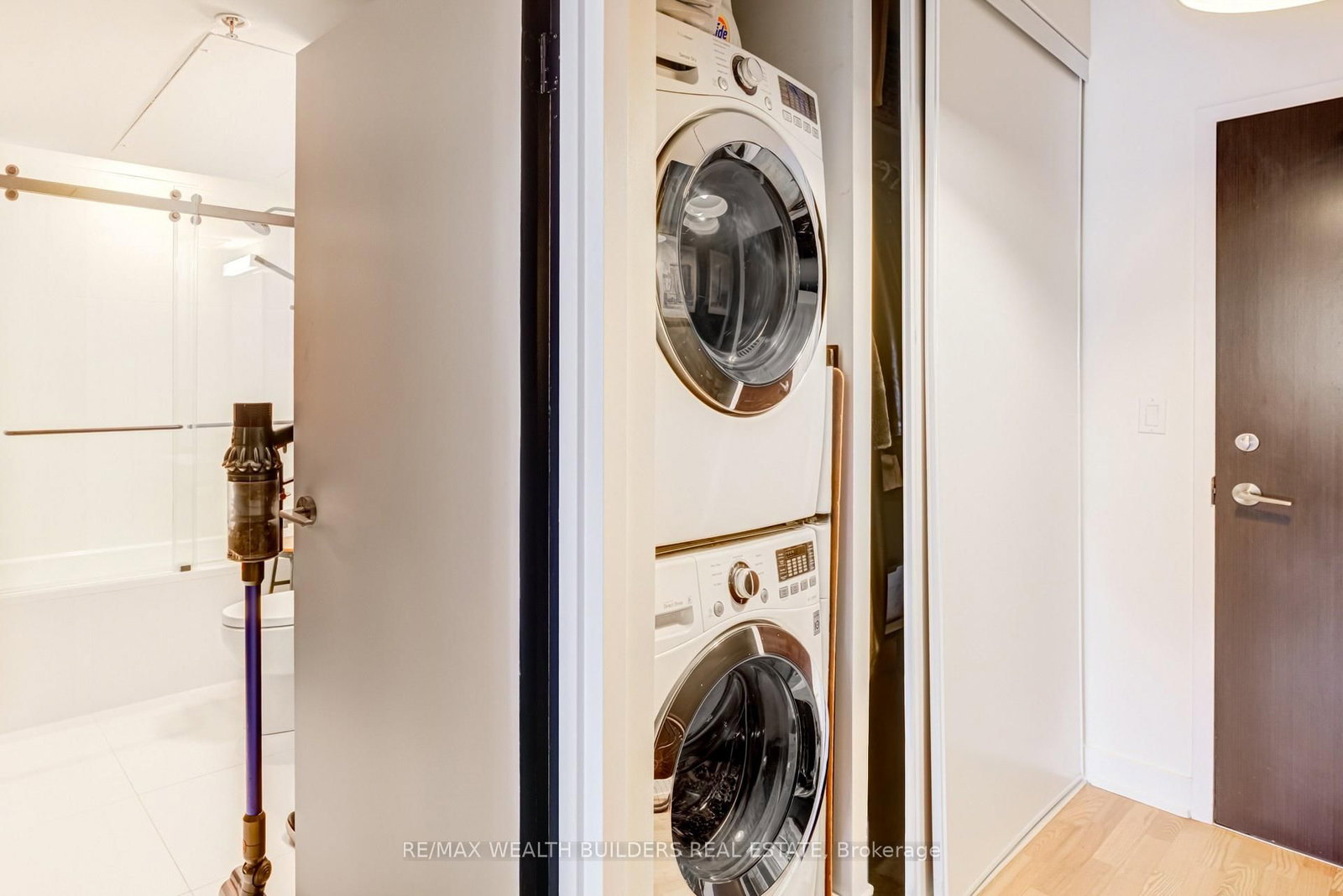 152 Annette Street • #210 • Toronto, ON photo 28