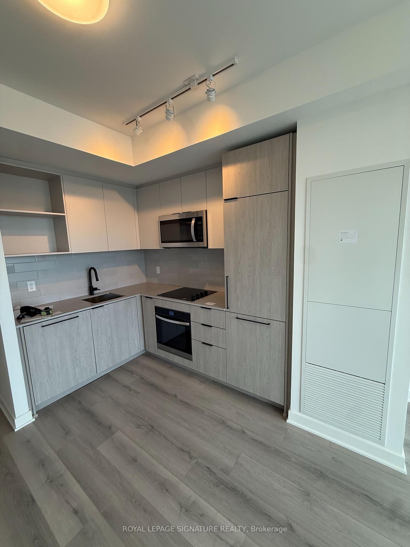 1185 Dupont Street, Unit 2003 - Photo 11
