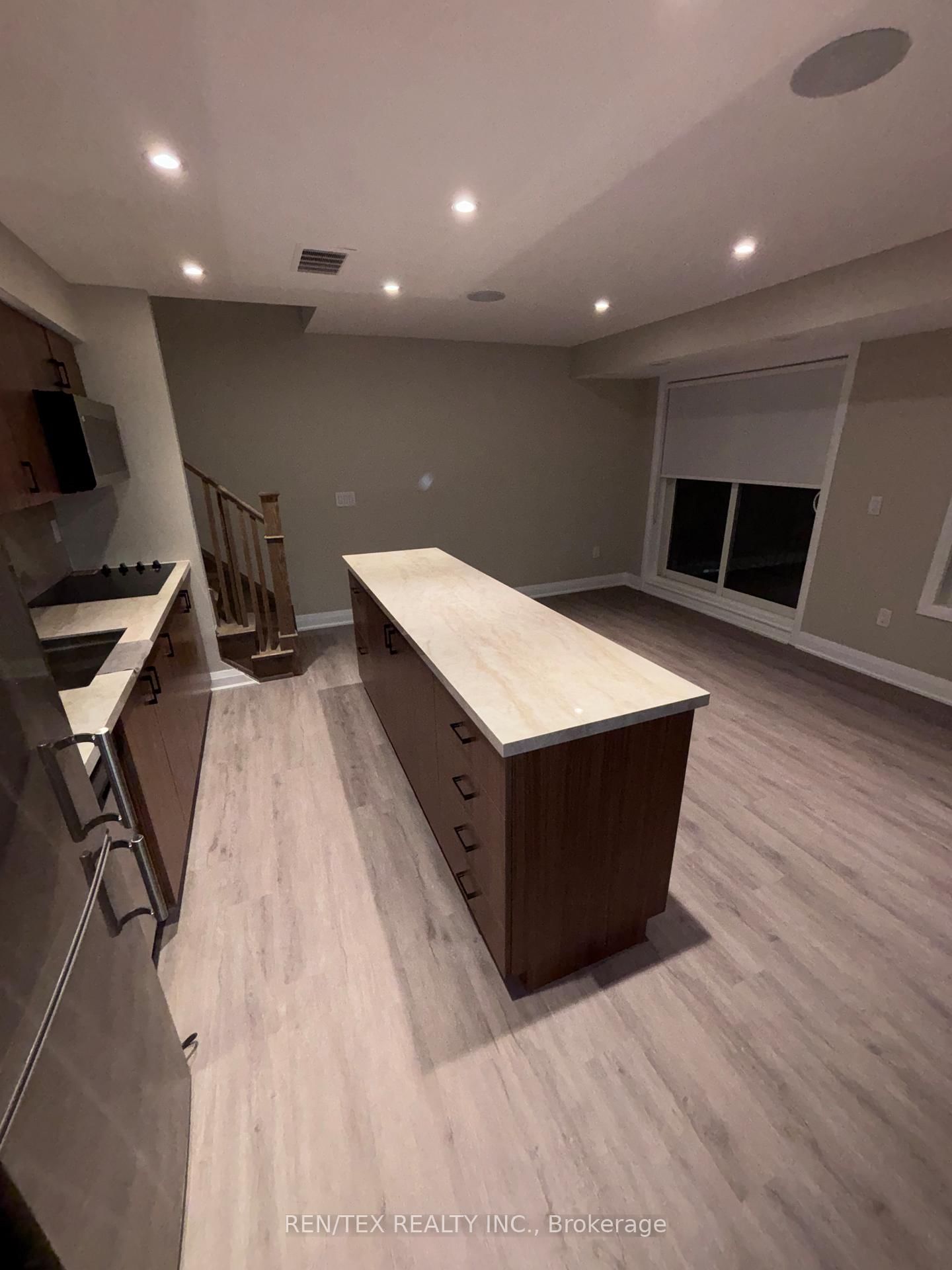 146 William Duncan Road, Unit 8 - Photo 15