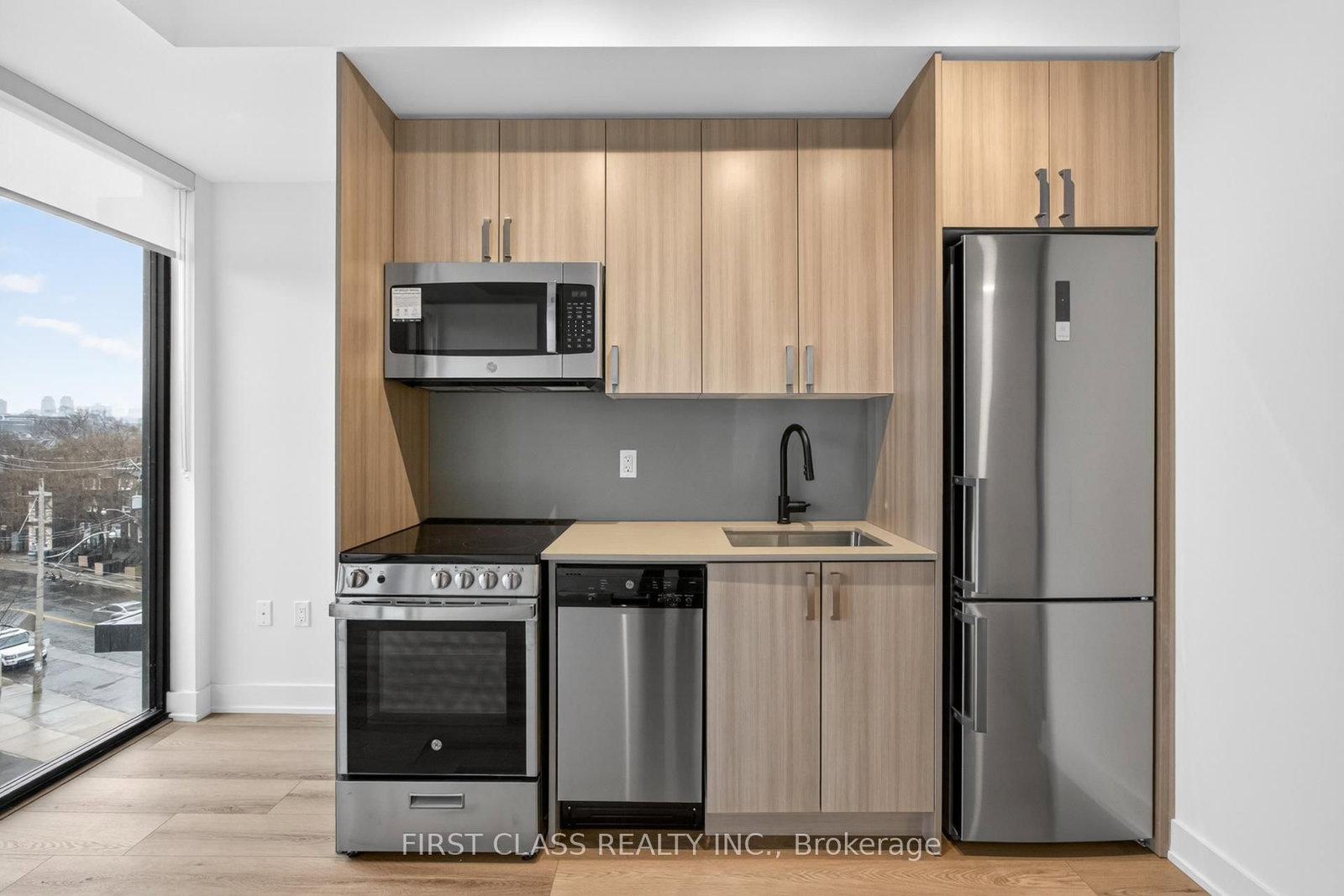 758 Dovercourt Road, Unit 610 - Photo 14