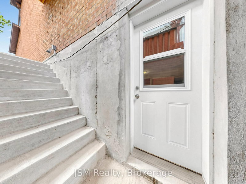 Lower - 577 Bud Gregory Blvd, Mississauga, L4Z 2L3 | Image 3