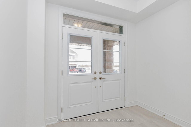 66 Circleview Crescent