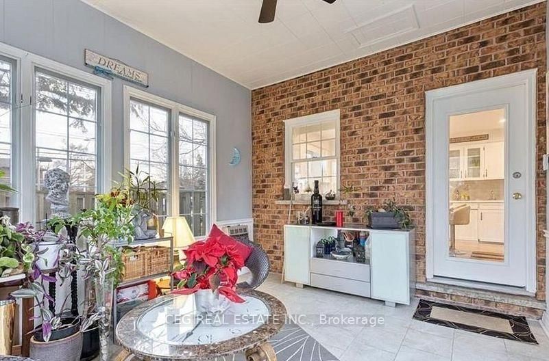 313 Bronte Road • Oakville, ON photo 14