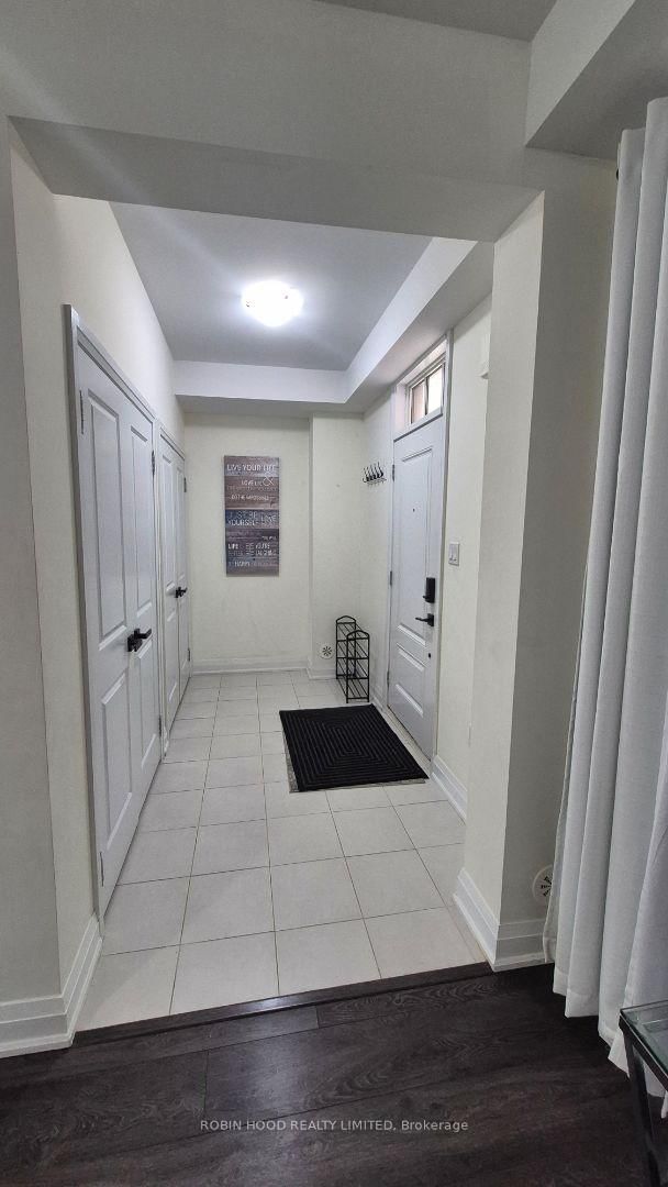 17 - 3077 Cawthra Road