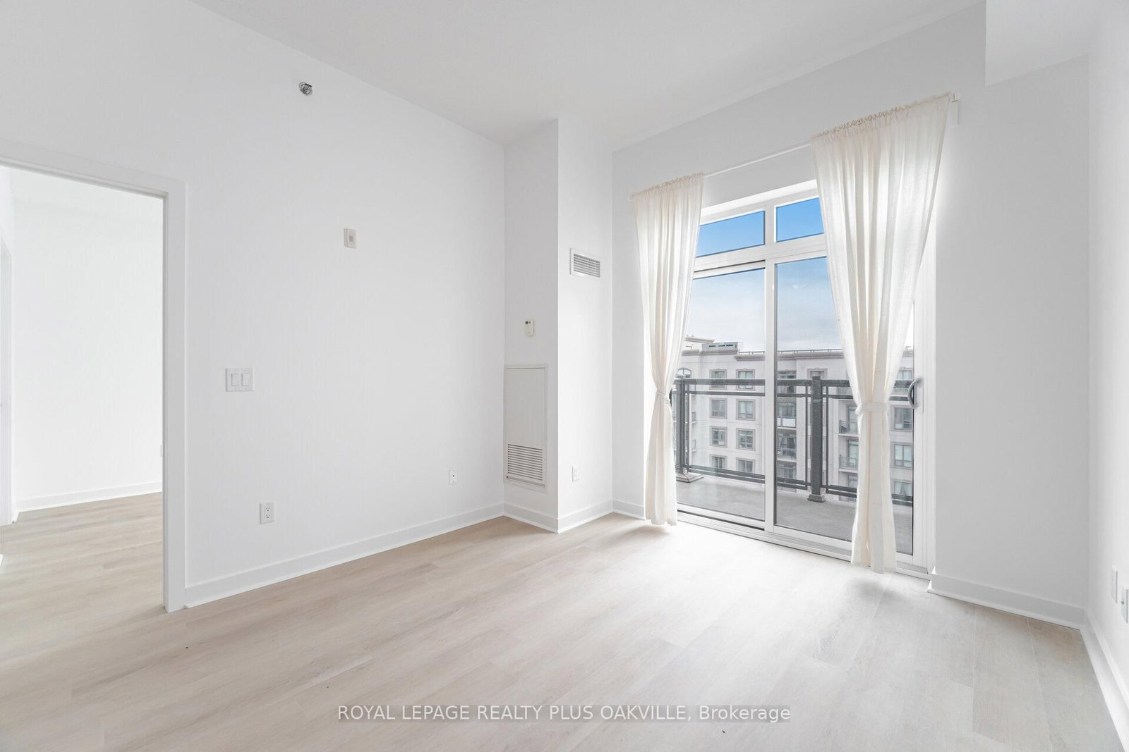 2486 Old Bronte Road, Unit 804 - Photo 17