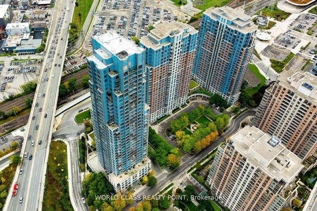 2502 - 15 Viking Lane E