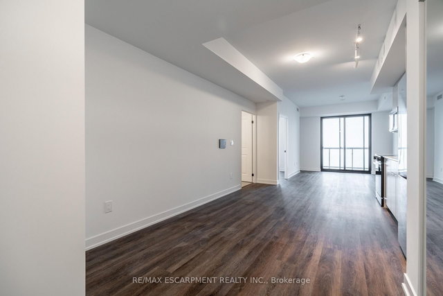 1205 - 2075 Lakeshore Boulevard