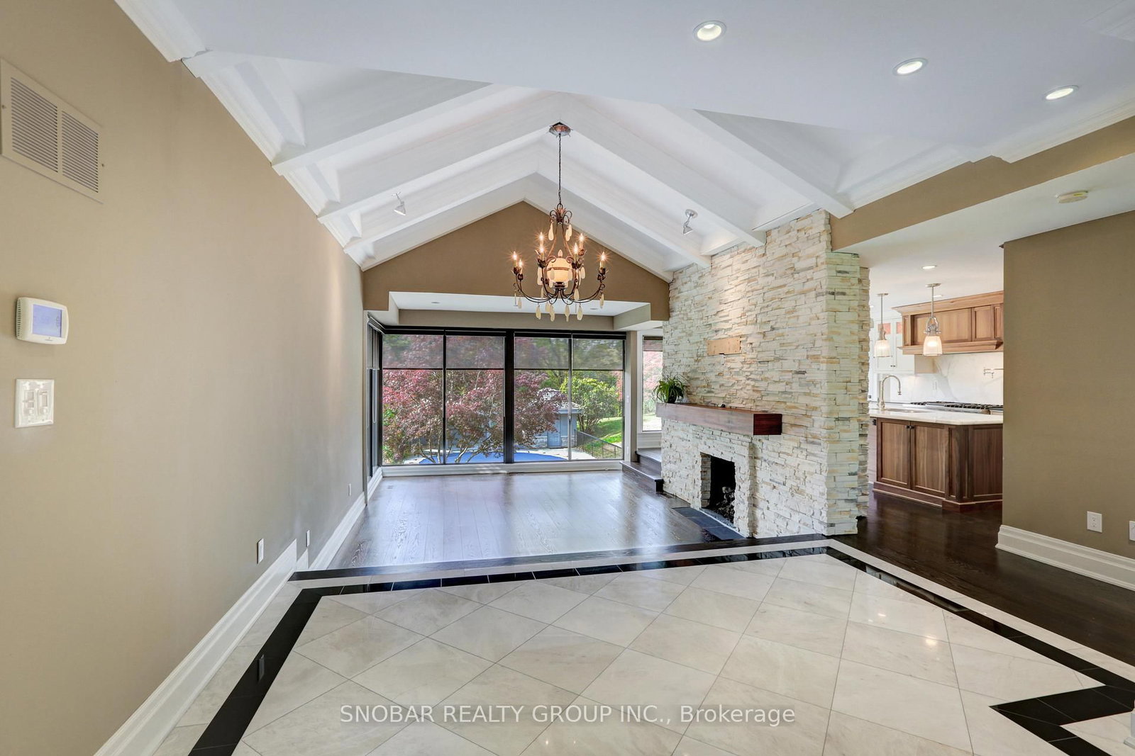 722 Nautalex Court • Mississauga, ON photo 6