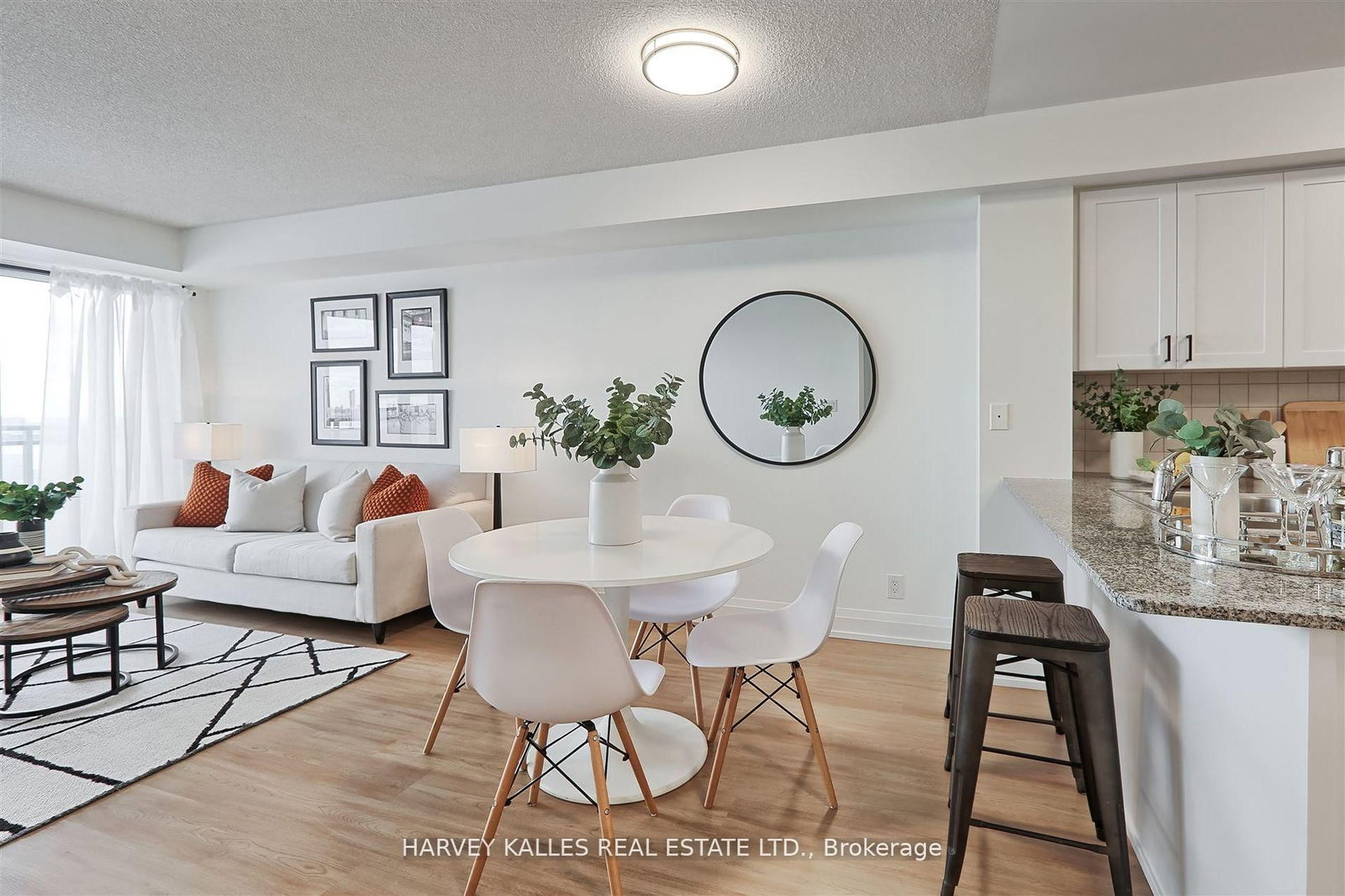 1070 Sheppard Avenue W, Unit 912 - Photo 13