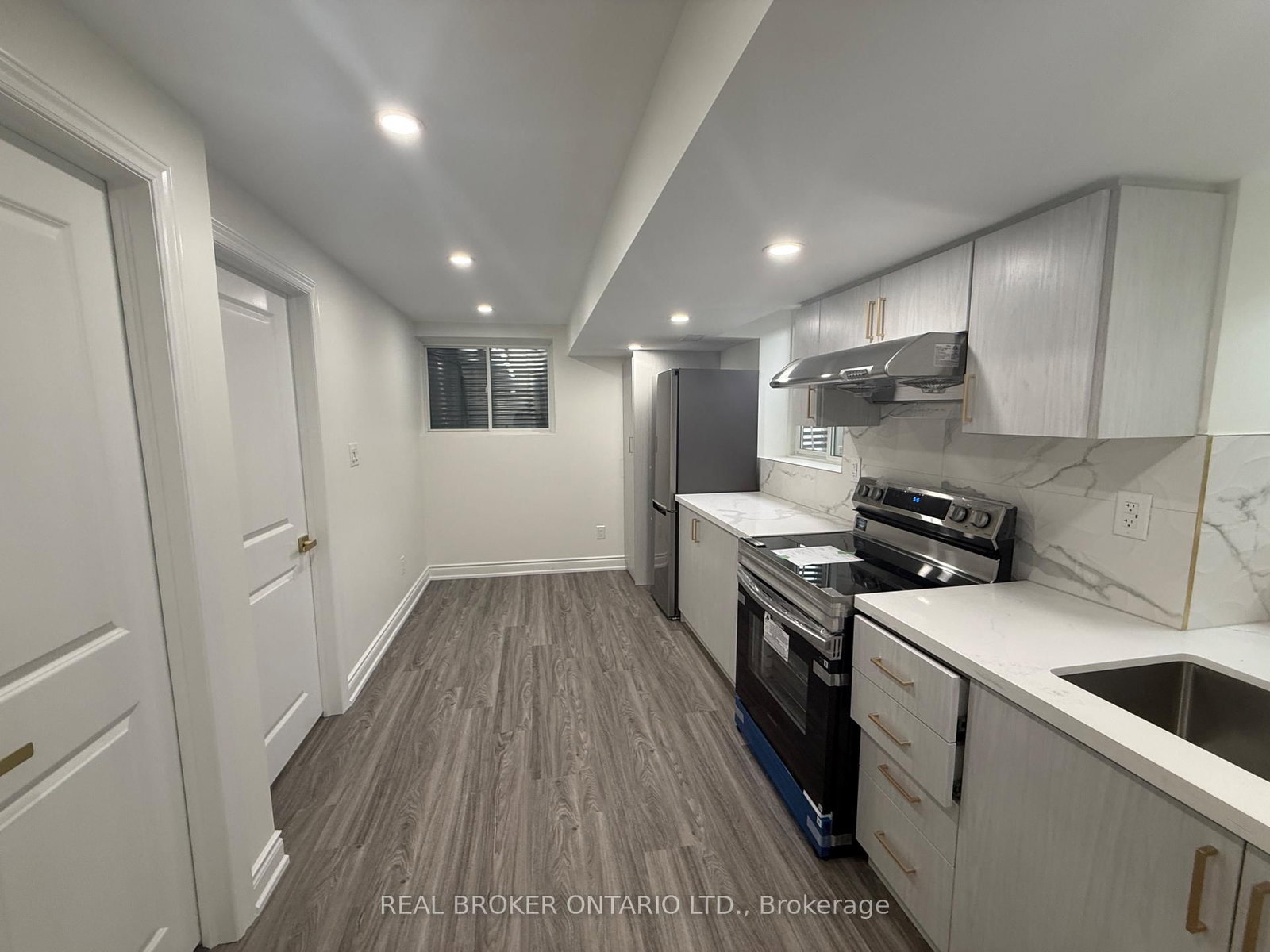 1450 Periwinkle Place, Unit Basement - Photo 13