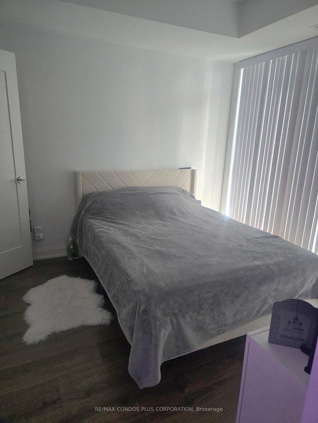 1105 - 110 Marine Parade Drive