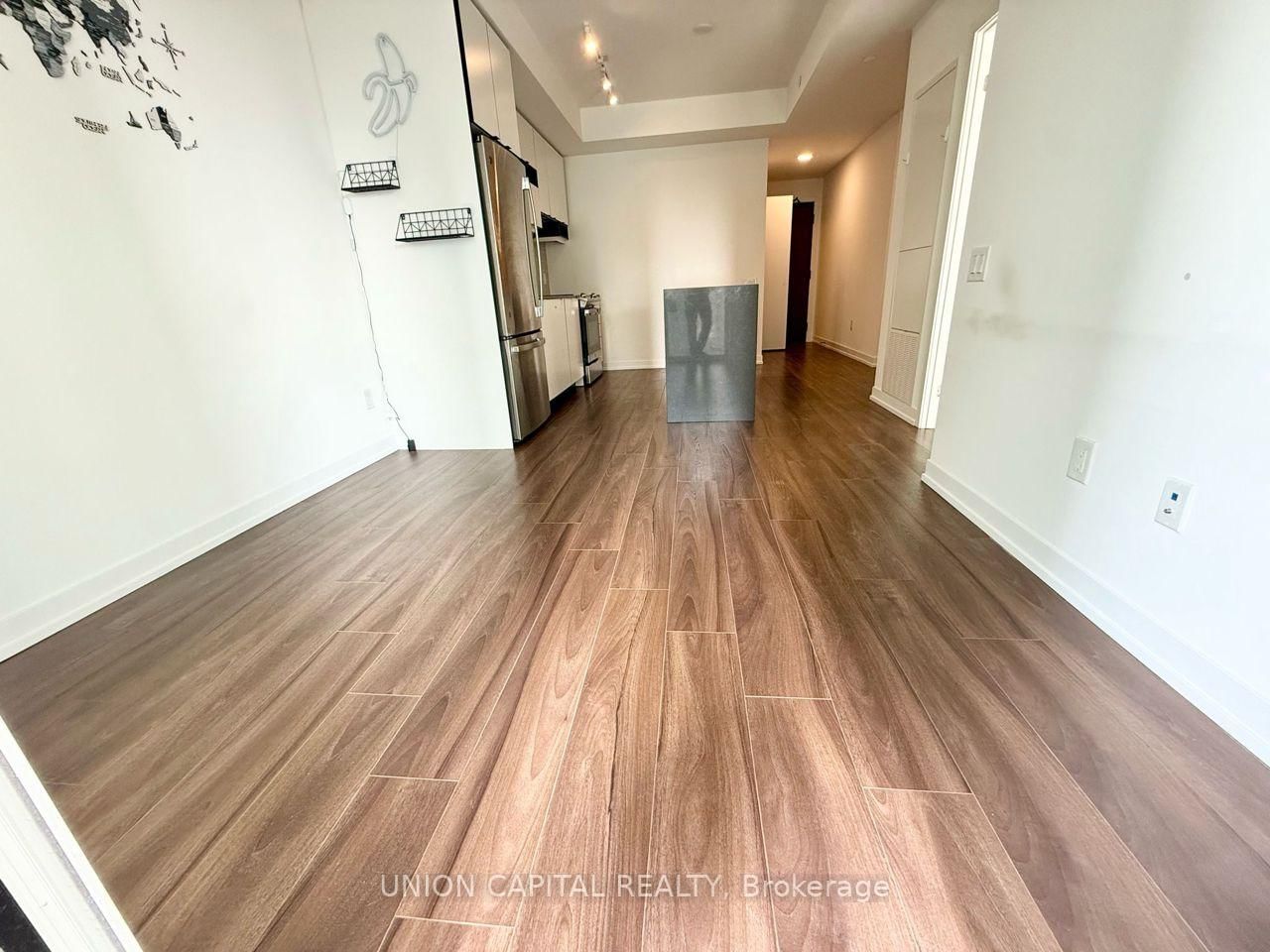 4065 Confederation Parkway, Unit 1301 - Photo 4