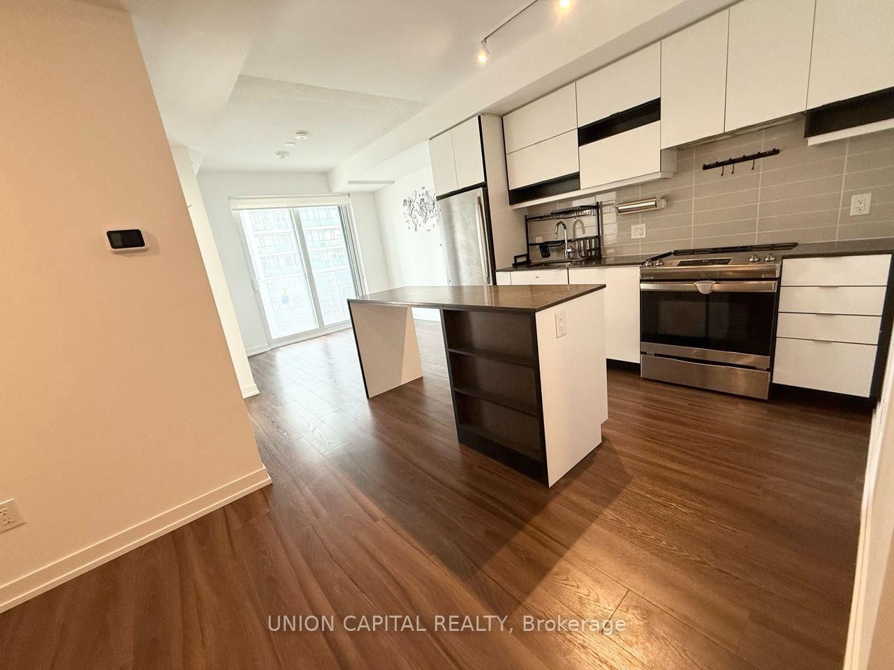 4065 Confederation Parkway, Unit 1301 - Photo 9