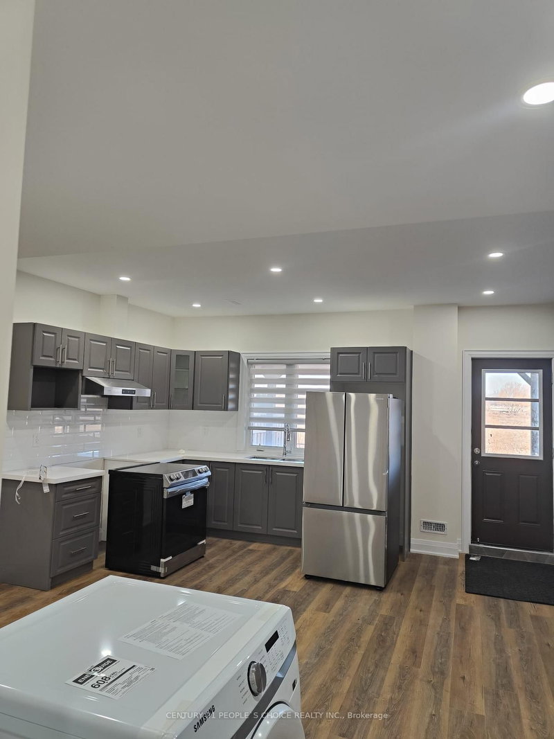 home for lease on 126 Degrey Drive