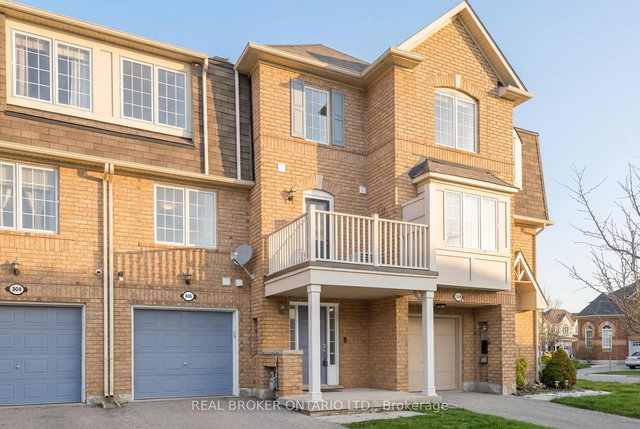 806 Shortreed Crescent