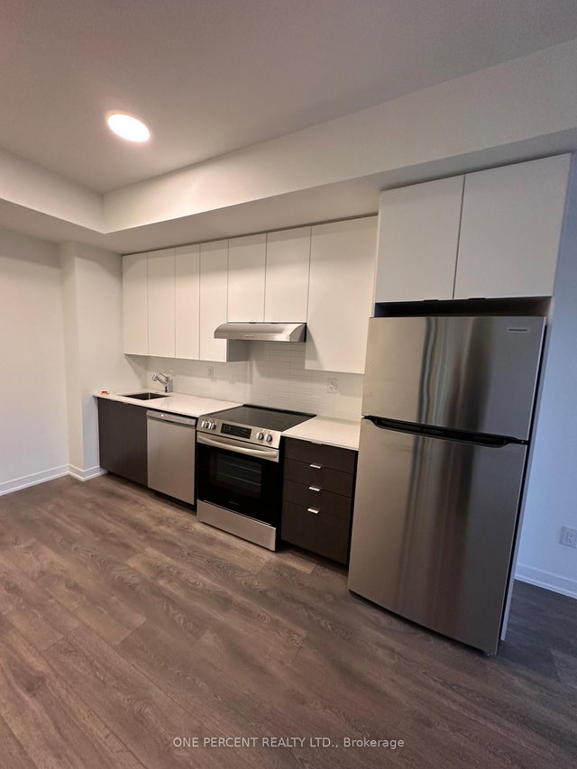 610 - 165 Canon Jackson Drive
