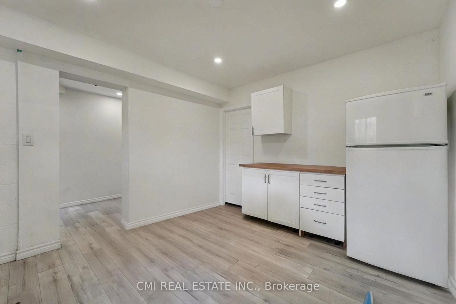 2610 Islington Avenue • Toronto, ON photo 30
