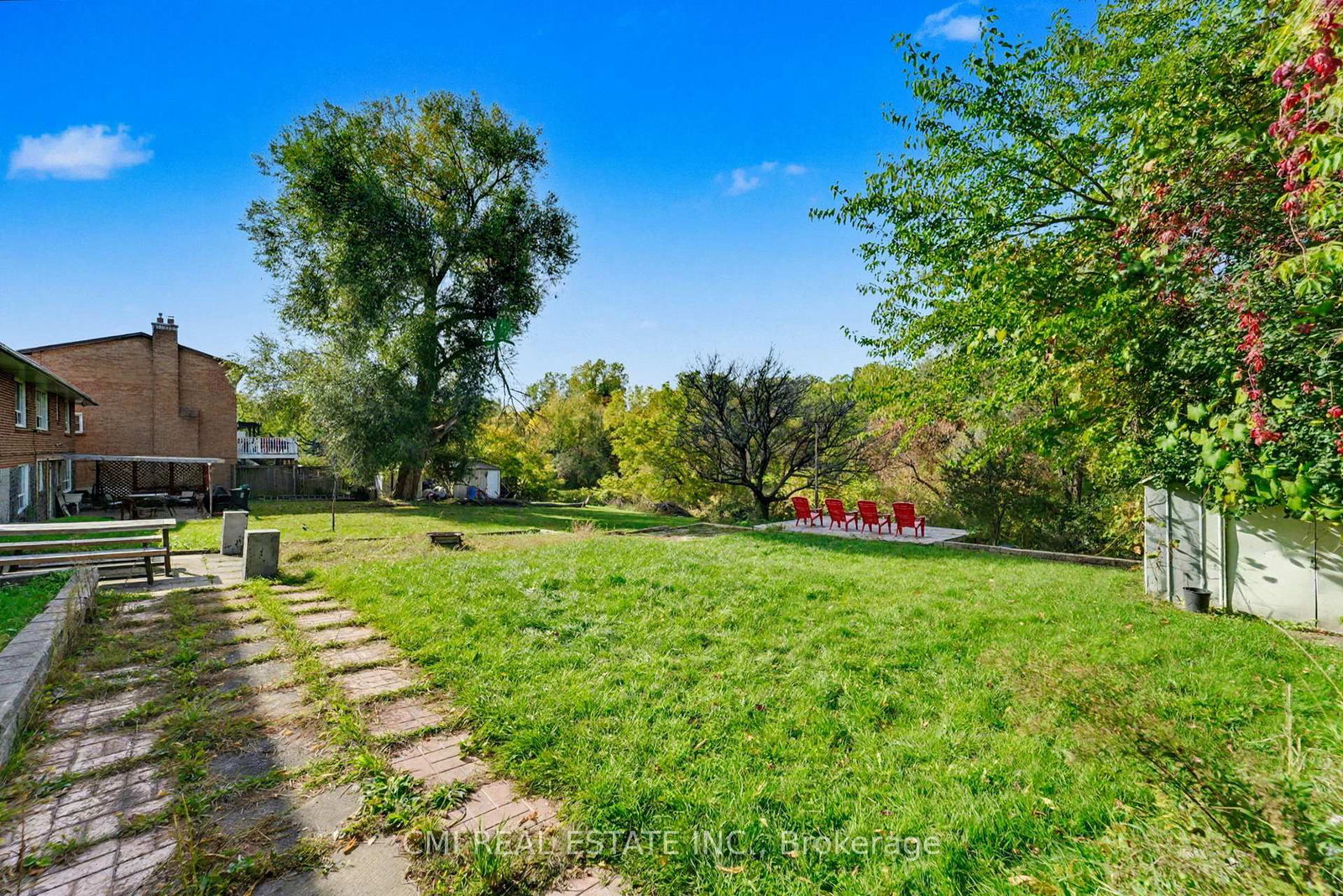 2610 Islington Avenue • Toronto, ON photo 36