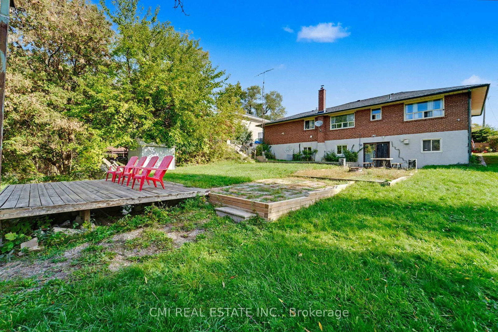 2610 Islington Avenue • Toronto, ON photo 38