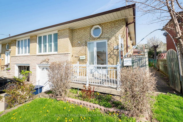 44 Fallingdale Crescent