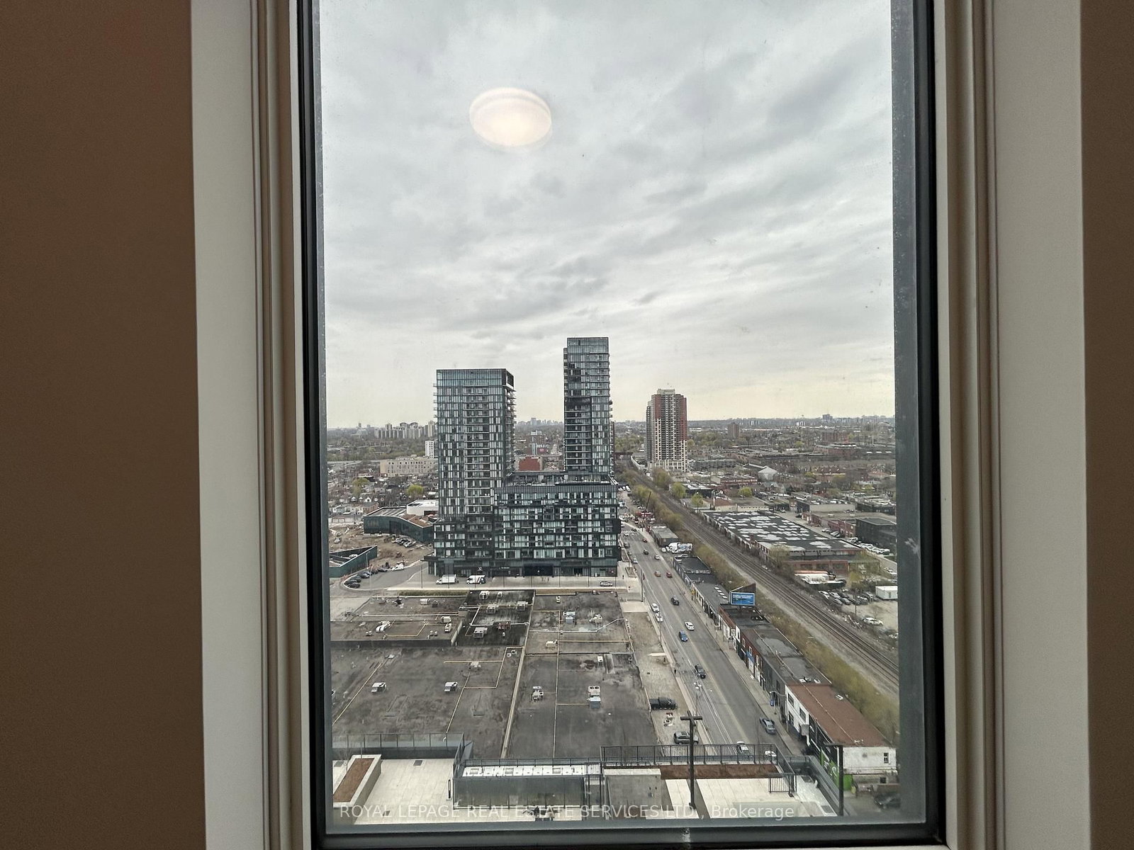 1185 Dupont Street, Unit 1811 - Photo 20