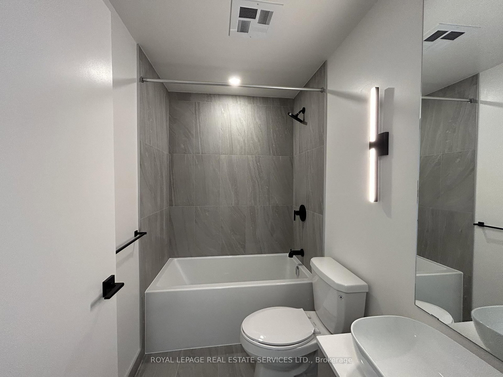 1185 Dupont Street, Unit 1811 - Photo 24