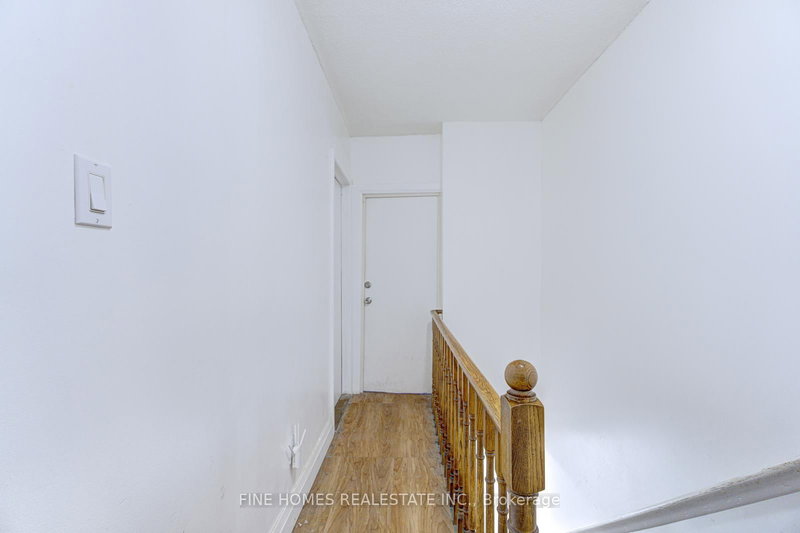 1762 Keele St, Toronto, M6M 3X1 | Image 2