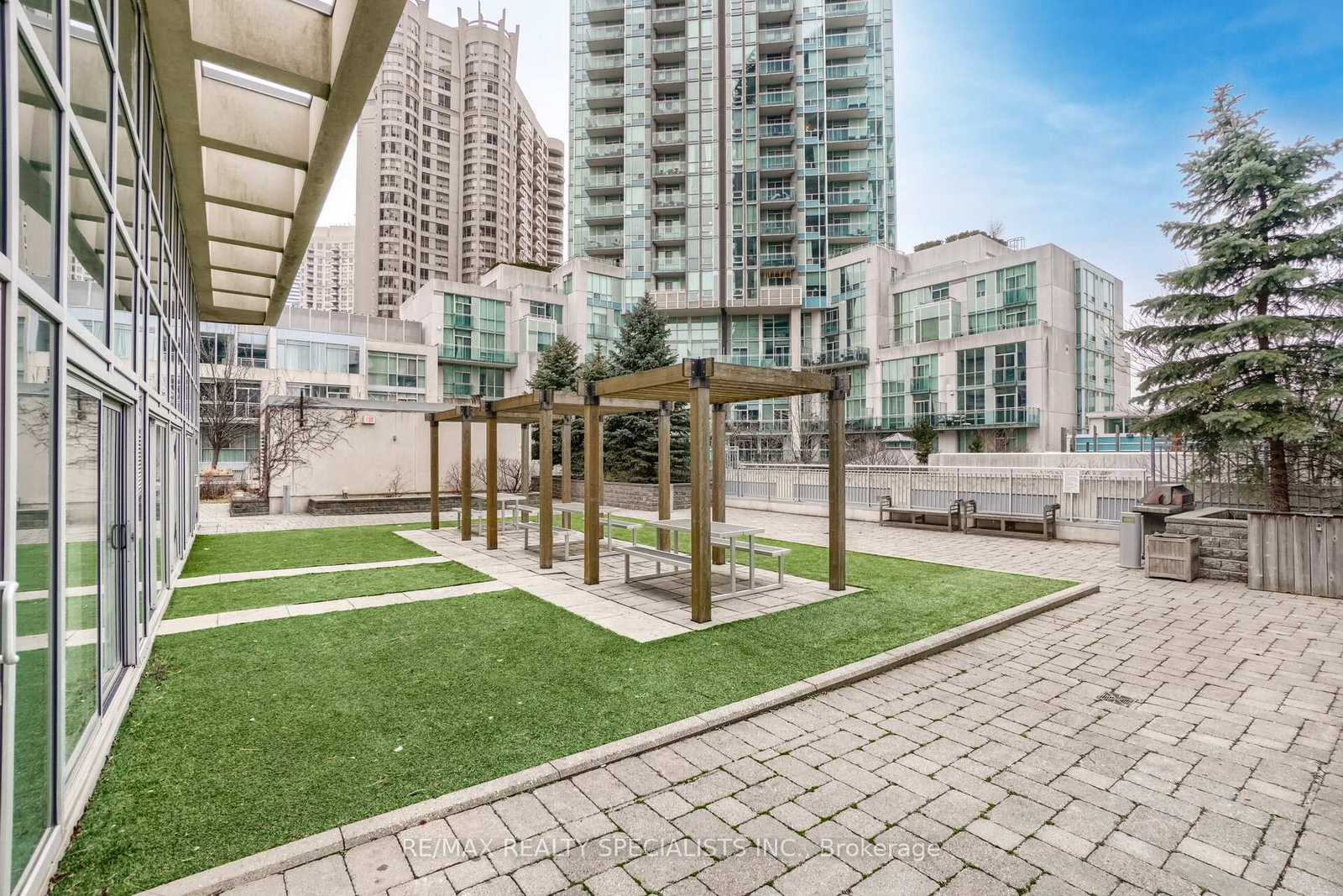 225 Webb Drive, Unit 402 - Photo 36