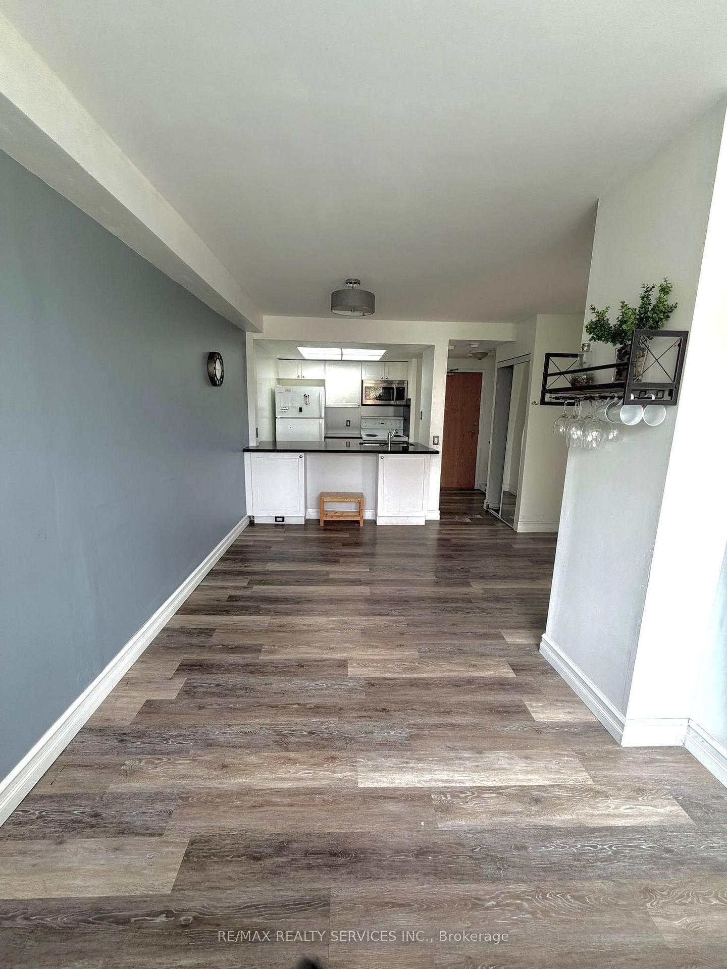 8351 Mclaughlin Road S, Unit 223 - Photo 13