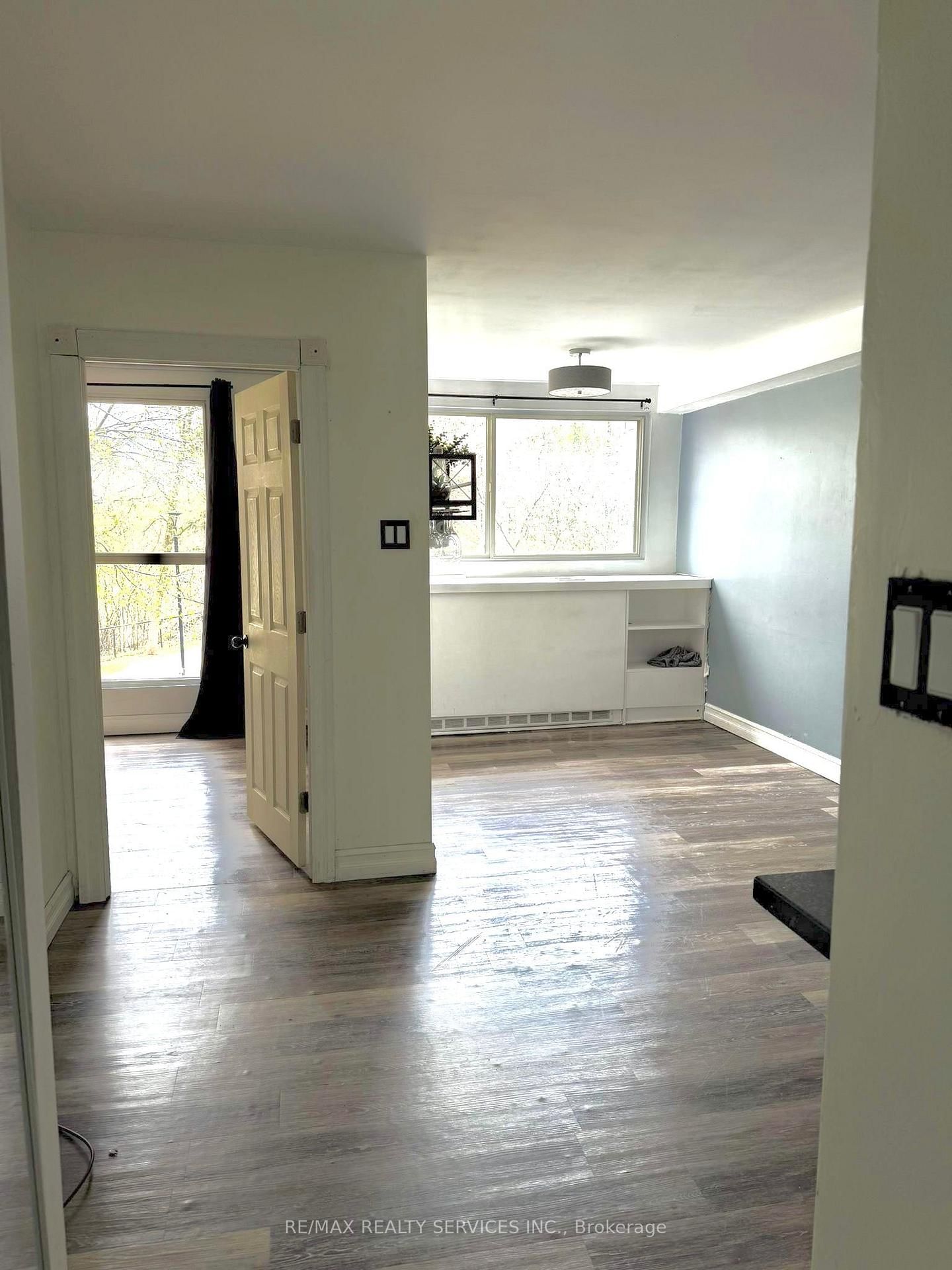 8351 Mclaughlin Road S, Unit 223 - Photo 3